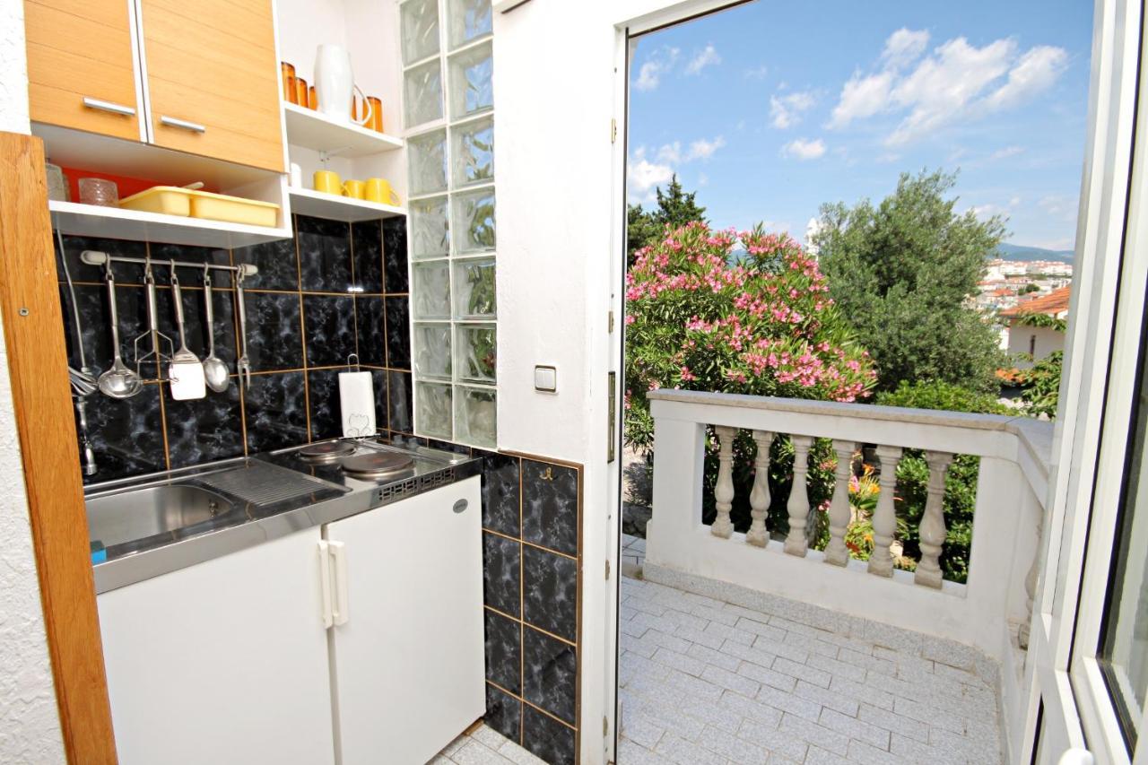 Apartments By The Sea Novi Vinodolski - 5558 Εξωτερικό φωτογραφία